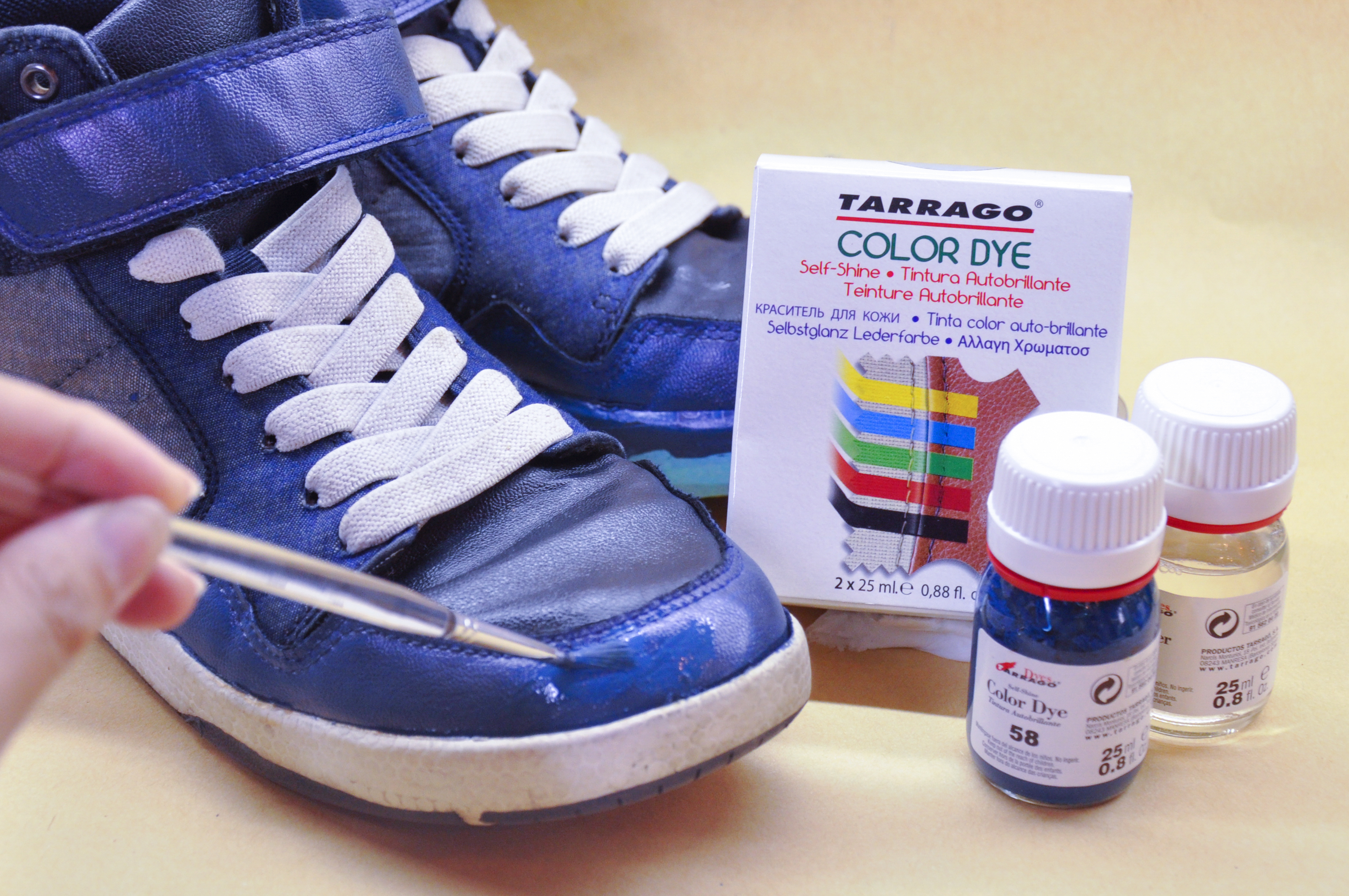TARRAGCOLOR DYEelhine Tintura AutobrillanteTeinture Autobrillante     color auto-brillanteSelbstglanz Ledfarbe  Αλλαγη Χρωματοσer No    S08243  Swwwtarrage25 f O2 x 25 ml. 0,88 fl.-Color Dye 58PRODUCTOS